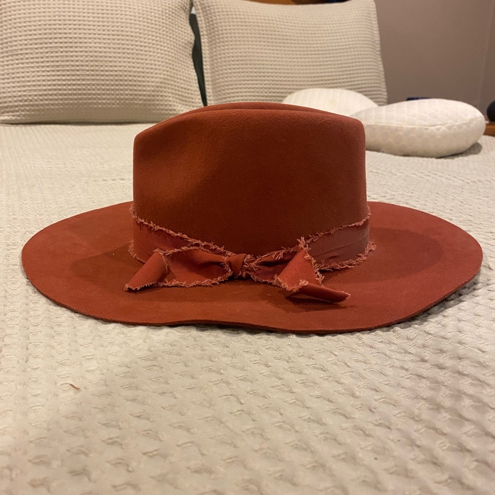 Gigi Pip Hat